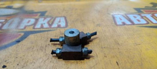 Запчасть переходник тормозных трубок NISSAN NV200 2015