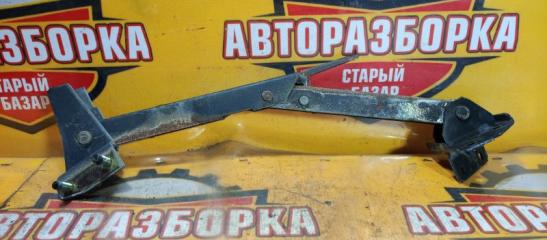 Фиксатор кабины ISUZU ELF 1987