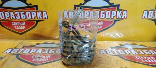 Болт MITSUBISHI CANTER