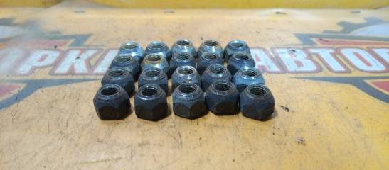 Гайка на колесо TOYOTA GAIA 1999