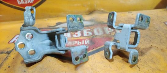 Петля двери багажника SUZUKI ESCUDO 2003