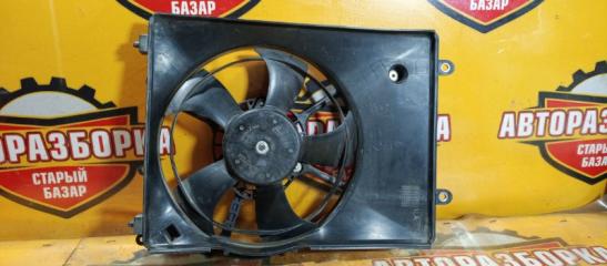 Диффузор радиатора основного HONDA FREED+