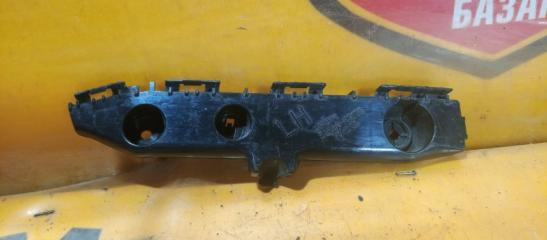 Крепление бампера переднее левое TOYOTA PROBOX