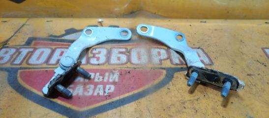 Петля двери багажника HONDA FREED