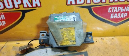 Блок управления airbag TOYOTA HILUX SURF 2001