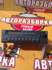 Запчасть магнитофон NISSAN CARAVAN