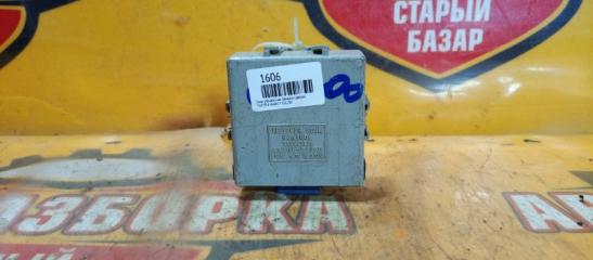 Блок управления дверьми TOYOTA MARK II