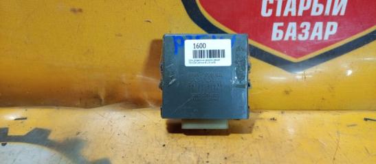 Блок управления дверьми TOYOTA CARINA