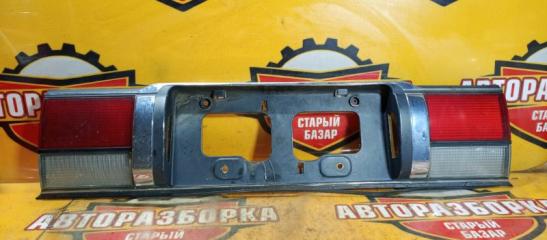 Вставка между стопов TOYOTA COROLLA контрактная Вставка между стопов TOYOTA COROLLA