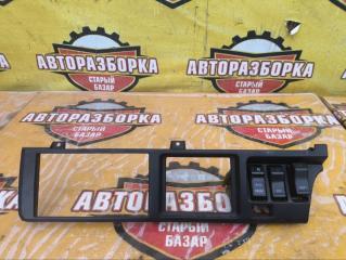 Рамка магнитофона TOYOTA MASTER ACE SURF 1988