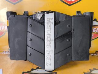 Фото запчасти корпус воздушного фильтра MERCEDES-BENZ CL-CLASS 2000 контрактная запчасть Запчасть корпус воздушного фильтра MERCEDES-BENZ CL-CLASS 2000