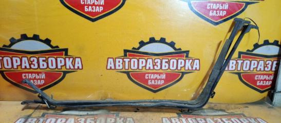 Крепление топливного бака NISSAN AD контрактная Крепление топливного бака NISSAN AD