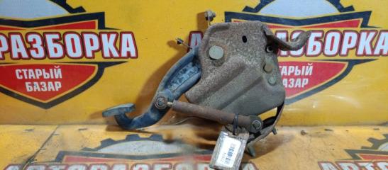 Педаль ручного тормоза TOYOTA MARK II 1999