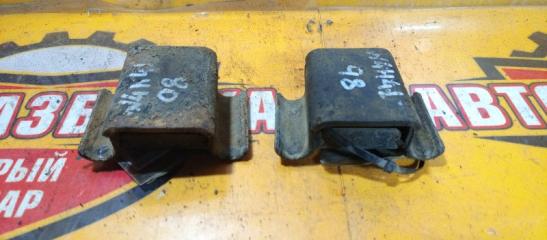 Чашка рессоры передняя NISSAN ATLAS 1992