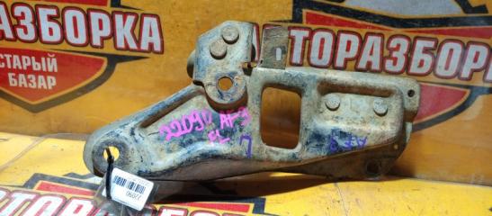 Рычаг верхний передний левый SUBARU LEONE