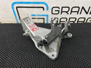 Кронштейн двигателя левый BMW 3-Series