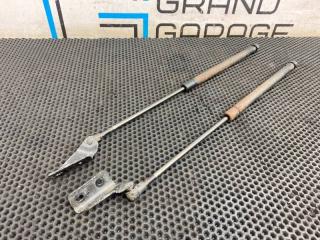 Амортизаторы багажника Volvo XC90