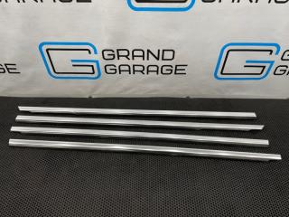 Молдинги стекол Mercedes-Benz E-Class 2017