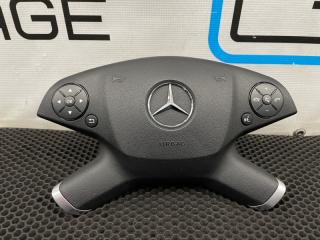 Подушка безопасности в руль Mercedes-Benz E-Class 2011