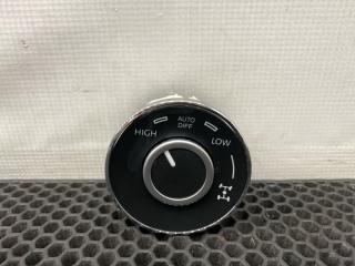 Кнопка Volkswagen Touareg 2007