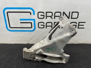 Кронштейн двигателя правый BMW X6 2010