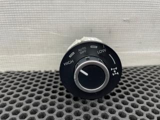 Кнопка Volkswagen Touareg 2006