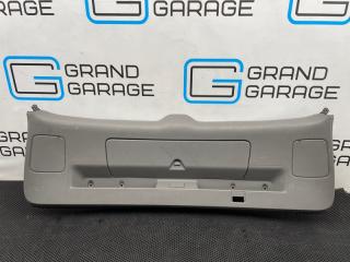 Обшивка крышки багажника Audi Q7 2006