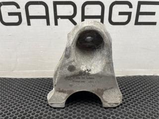 Кронштейн двигателя левый Audi Q7 2006