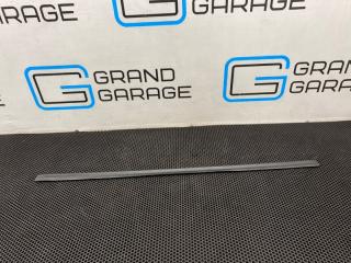 Уплотнитель двери передний левый Mercedes-Benz CLS-Class 2009