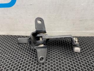 Запчасть петля двери задняя левая Mercedes-Benz V-Class 2007 W639 272.978 3.5 A6397600647 контрактная Петля двери задняя левая Mercedes-Benz V-Class 2007 W639 272.978 3.5 A6397600647 контрактная