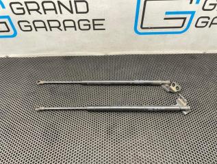 Амортизаторы багажника Volvo XC60 2011