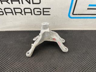 Кронштейн двигателя правый Audi A6 2014