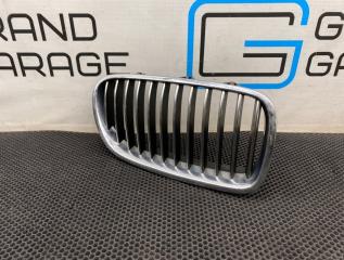 Решетка радиатора передняя правая BMW 5-Series 2011 контрактная Решетка радиатора передняя правая BMW 5-Series 2011