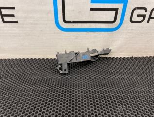 Направляющая бампера передняя правая Audi A6 2014 контрактная Направляющая бампера передняя правая Audi A6 2014