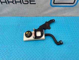 Бачок тормозной жидкости Ford Kuga 2011 контрактная Бачок тормозной жидкости Ford Kuga 2011