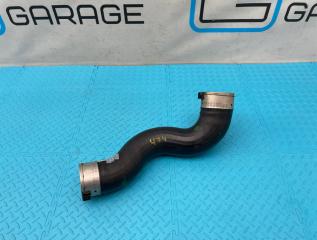 Патрубок интеркулера правый Mercedes-Benz B-Class 2013