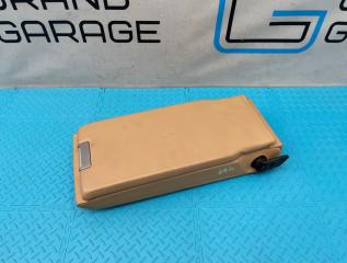 Подлокотник задний Porsche Panamera 2010