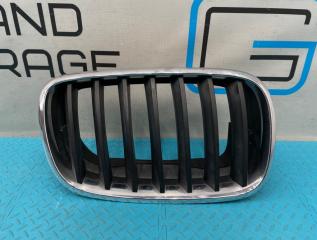 Решетка радиатора правая BMW X5 2009 контрактная Решетка радиатора правая BMW X5 2009