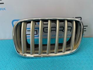 Решетка радиатора левая BMW X5 2009 контрактная Решетка радиатора левая BMW X5 2009