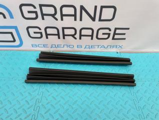 Уплотнитель люка Volvo XC70 2008 контрактная Уплотнитель люка Volvo XC70 2008