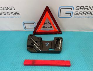 Набор инструментов Volkswagen Touareg 2012