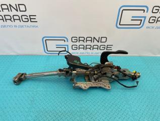Колонка рулевая Audi Q3 2012