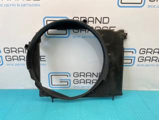 Диффузор вентилятора Hummer H3 2006