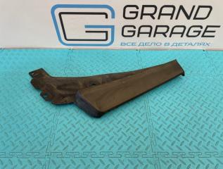 Брызговик передний правый Mitsubishi Pajero 2010
