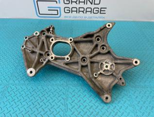 Кронштейн двигателя Mitsubishi Pajero 2004