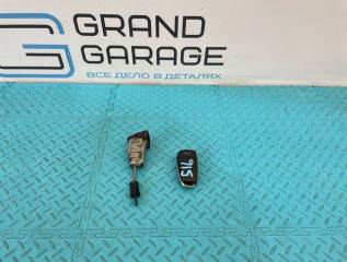 Личинка замка передняя правая Audi Q3 2012