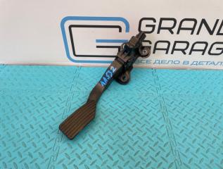 Педаль газа Jeep Compass 2016