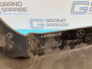 Брызговик задний правый W166