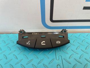 Блок кнопок (руль) Mitsubishi Pajero 2010