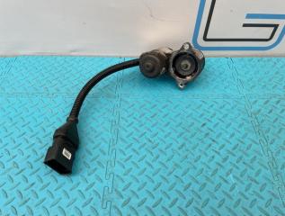 Моторчик ручника задний Audi A8 2005